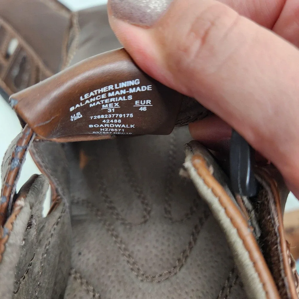 GBX Boardwalk Sandals Mens 12W Brown Fisherman Hook Loop Slip On Leather Lining